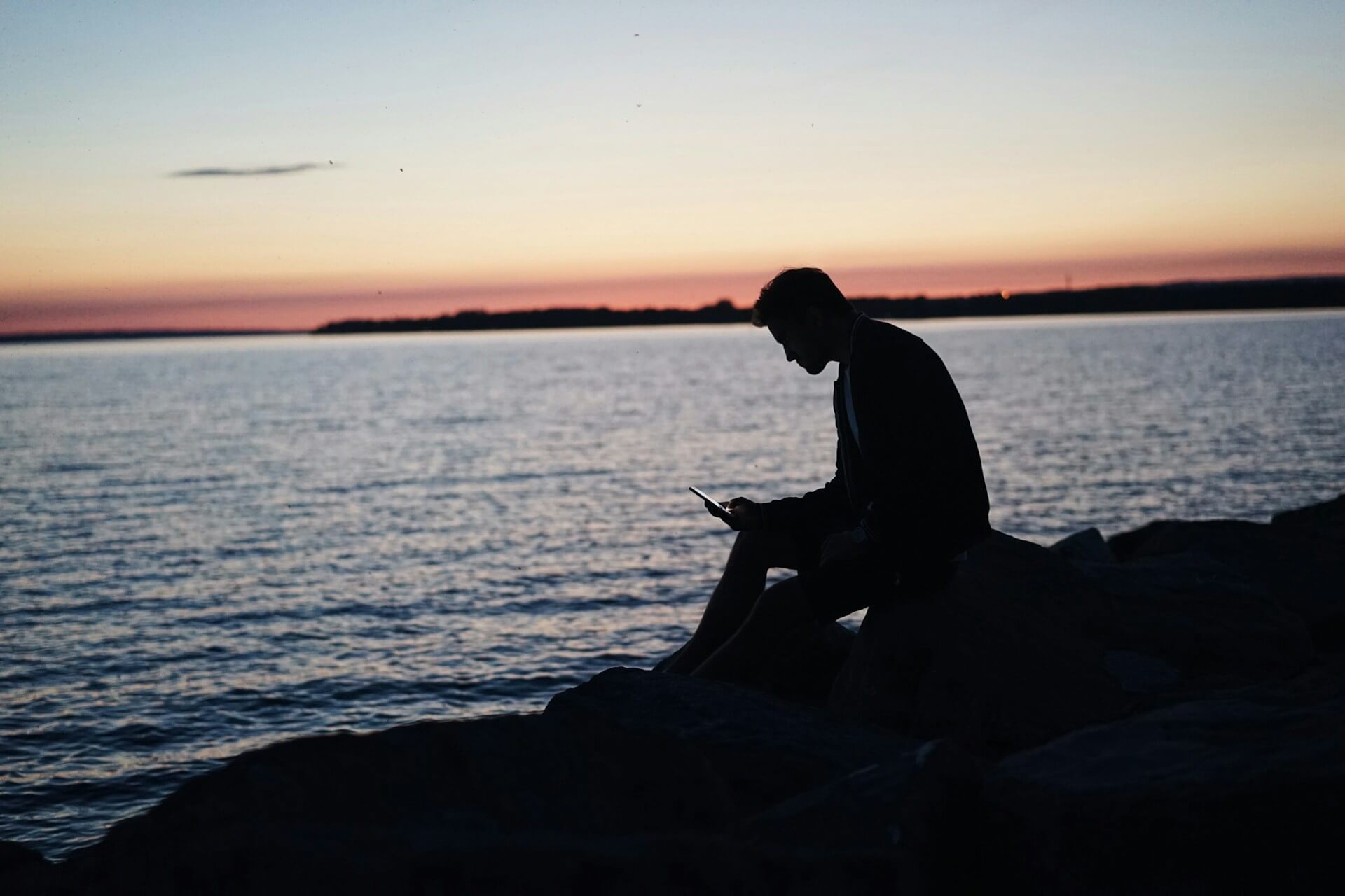 "Restiamo amici?" Quando un amore si spegne, l'amicizia dove va a finire? - seconda - Gay.it