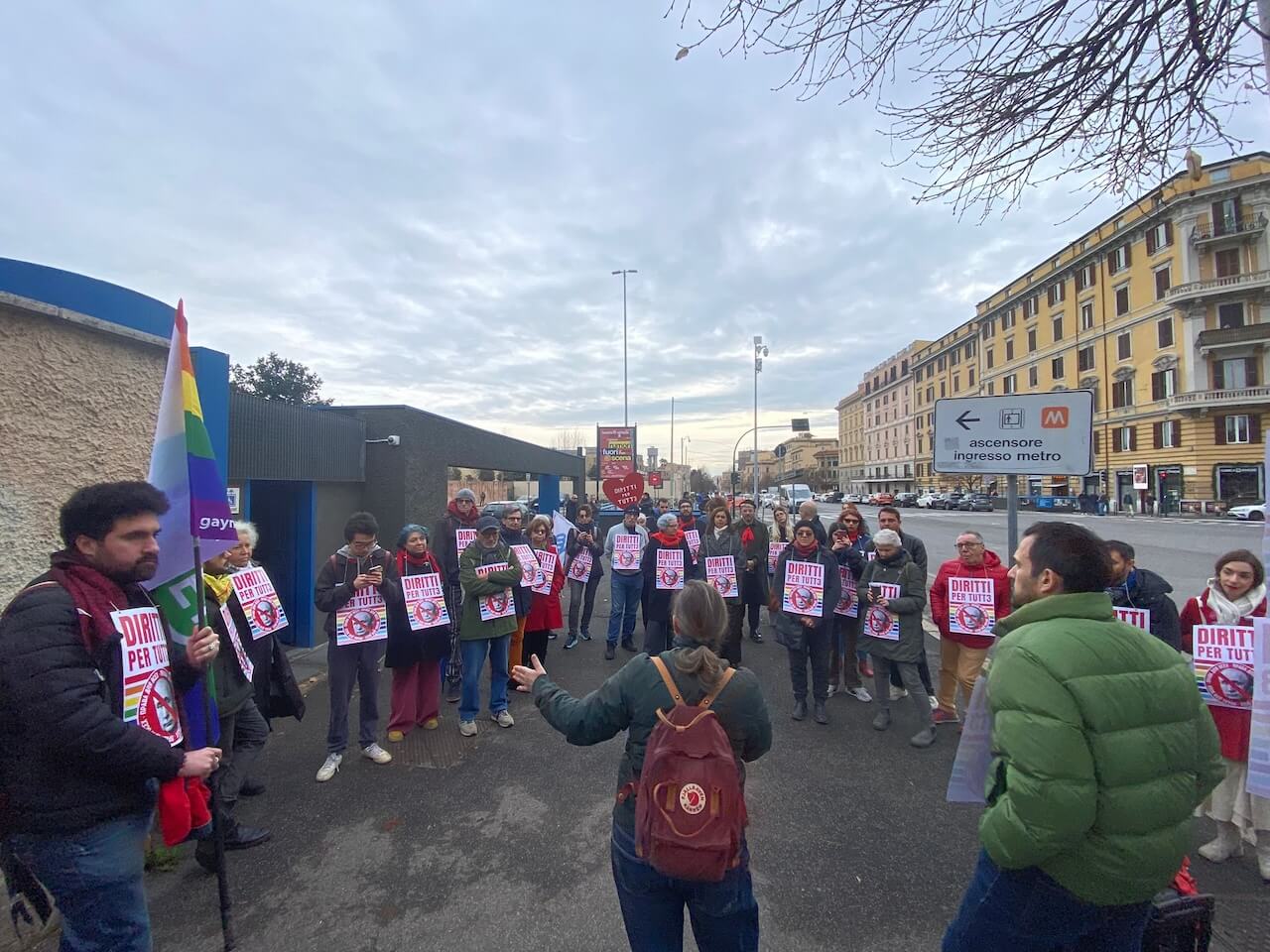 Associazioni LGBTQIA+ italiane in piazza per dire basta alla criminalizzazione degli attivisti russi