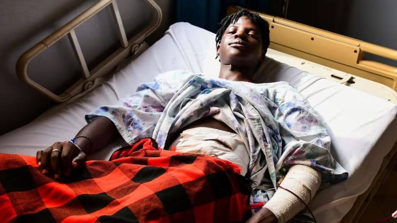 Uganda, attivista per i diritti LGBTQIA+ accoltellato in pieno giorno nei pressi della sua abitazione