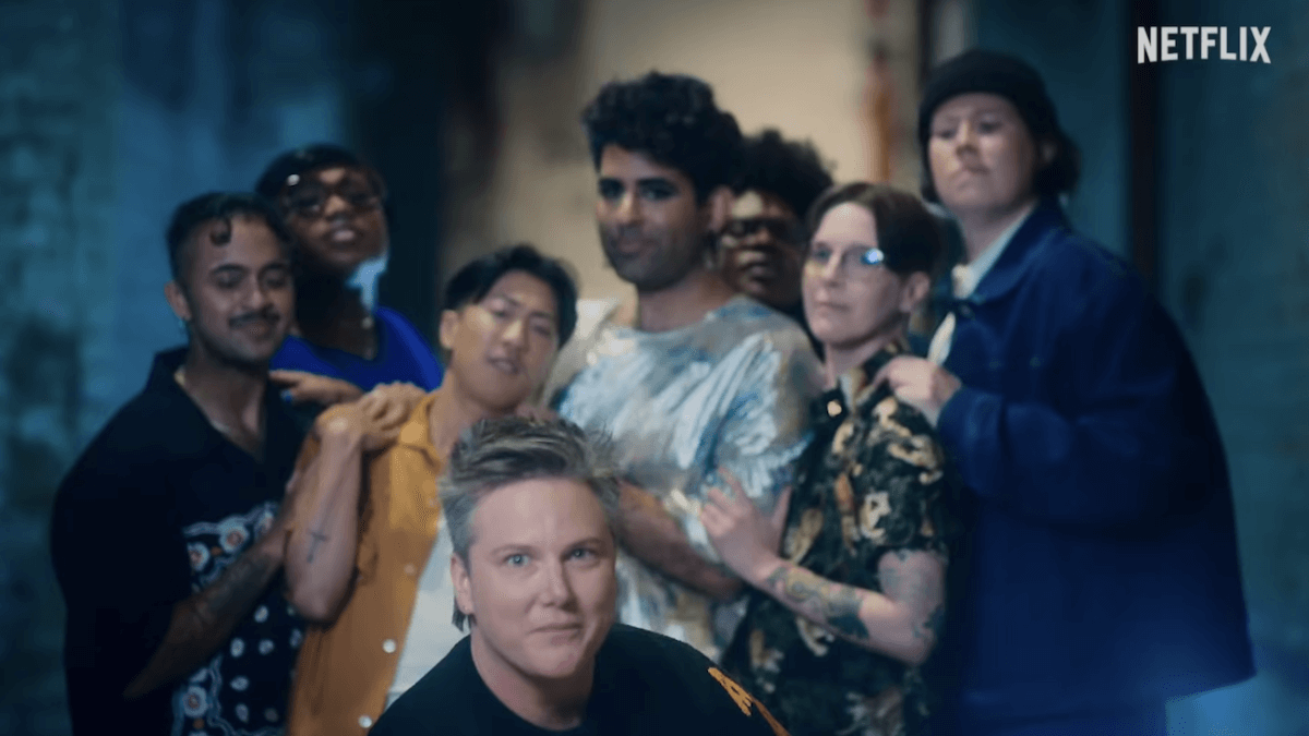 Hannah Gadsby Gender Agenda, arriva lo special Netflix con comicə genderqueer. Il trailer