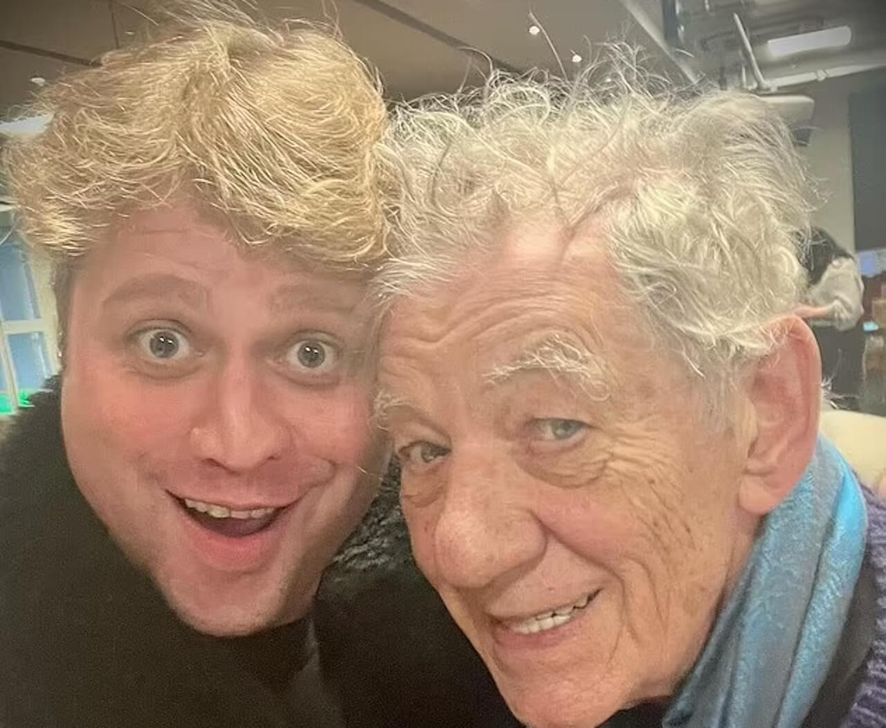 Ian McKellen di nuovo single, è finita con Oscar Conlon-Morrey - Ian McKellen e Oscar Conlon Morrey - Gay.it