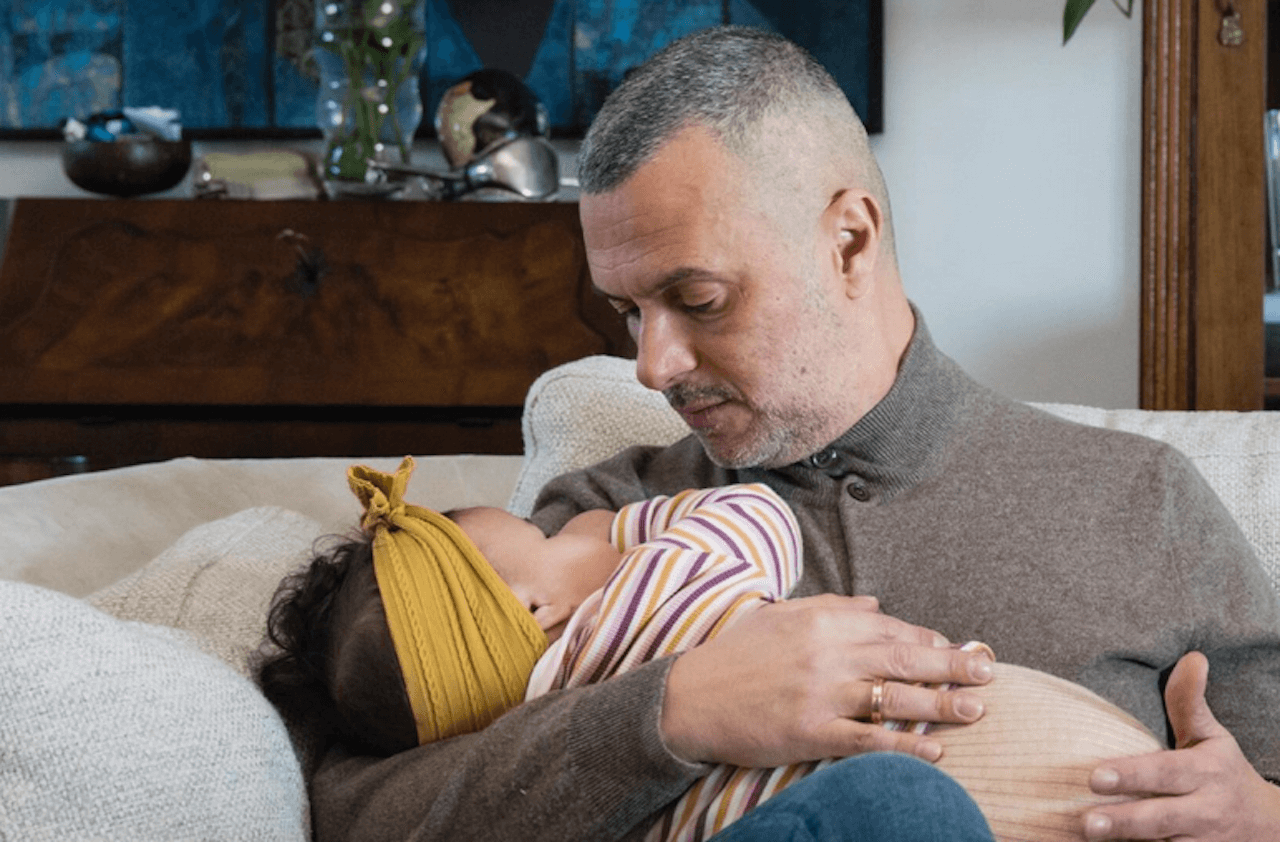 Sul Washington Post la vergognosa persecuzione del Governo Meloni alle famiglie arcobaleno