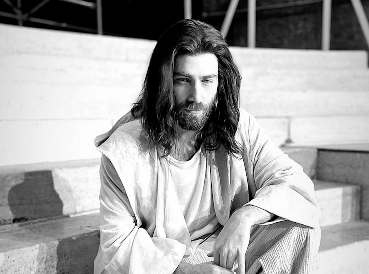 Lorenzo Licitra è Gesù in Jesus Christ Superstar, la prima foto ufficiale