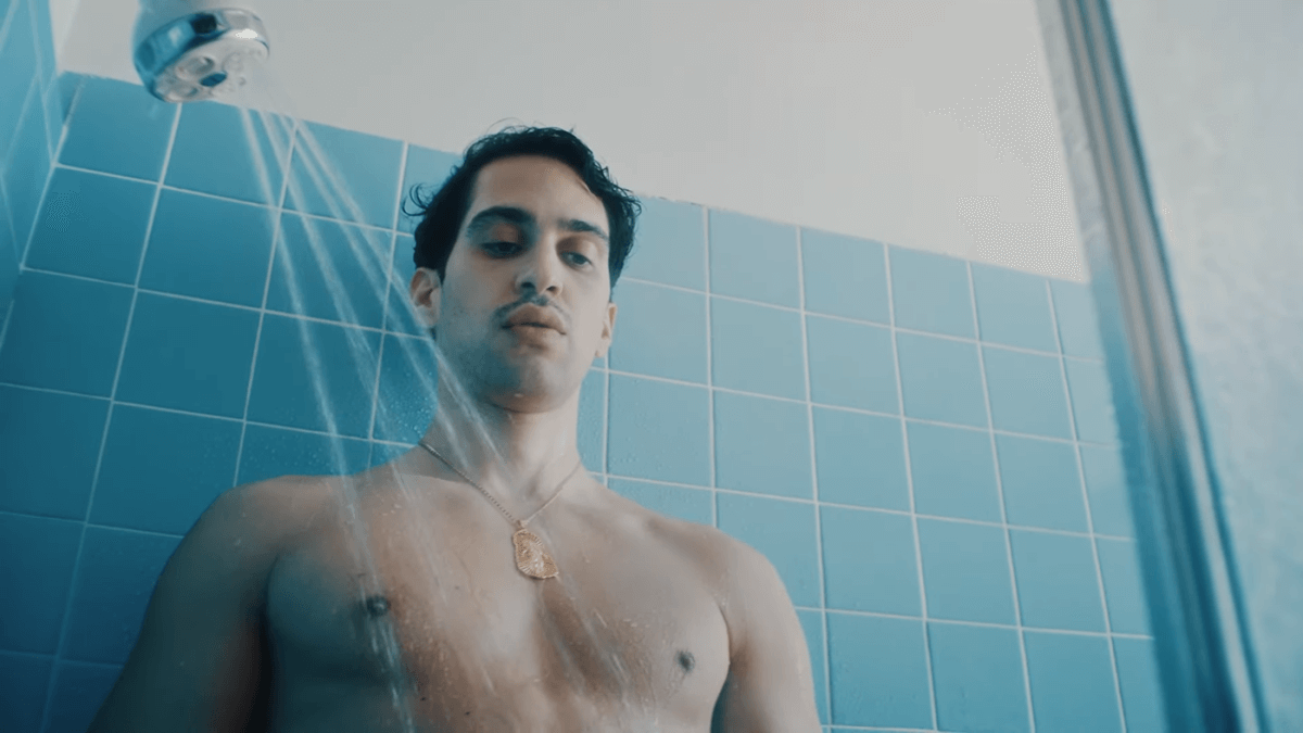 Mahmood, il video integrale di Willy Chavarria designer di collezioni non binarie