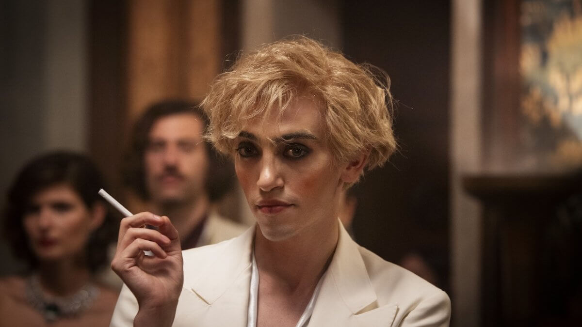 Michele Bravi attore in Finalmente l’Alba: “Un estroverso tra personaggi famelici, al limite del cannibalismo”