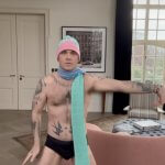 Robbie Williams - Thumbnail