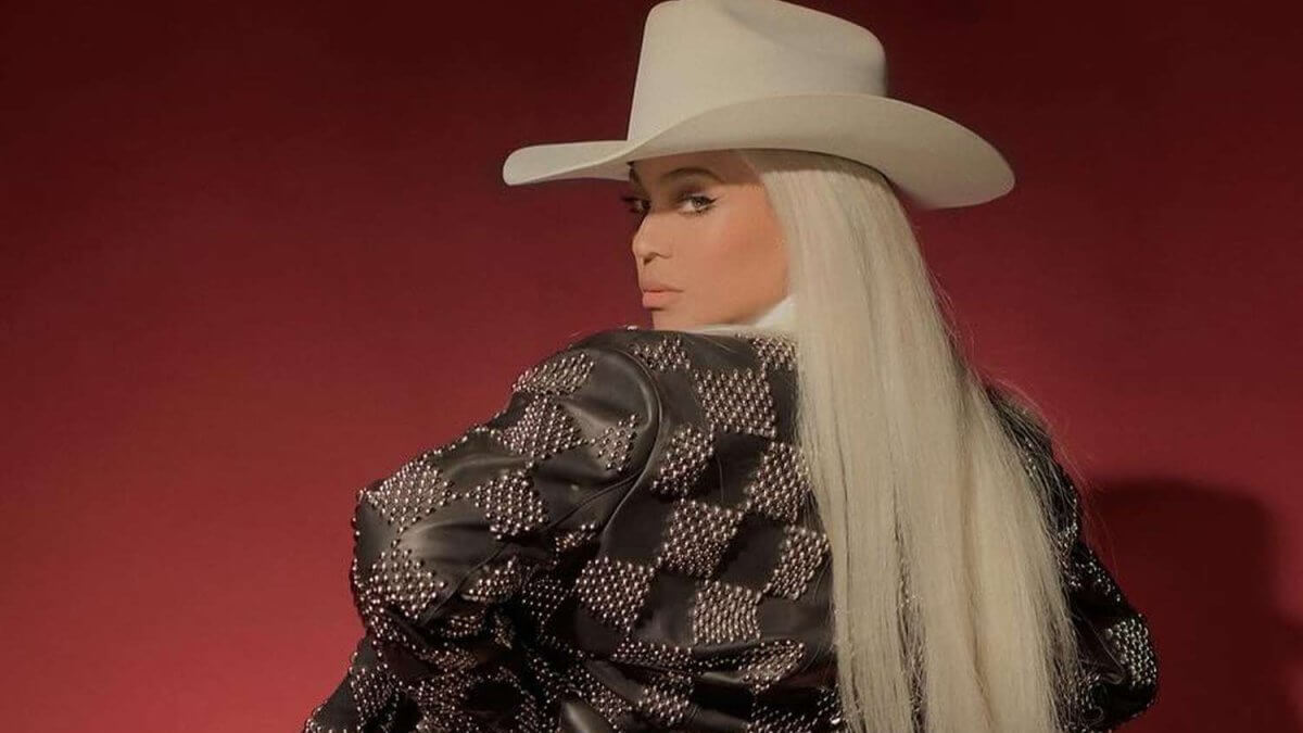 Beyoncé passa al country e annuncia Renaissance Act II: cosa aspettarci dal nuovo album?