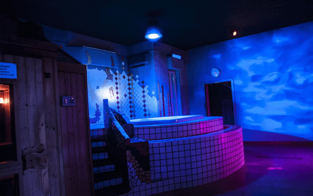 millennium bath, sauna gay a bari