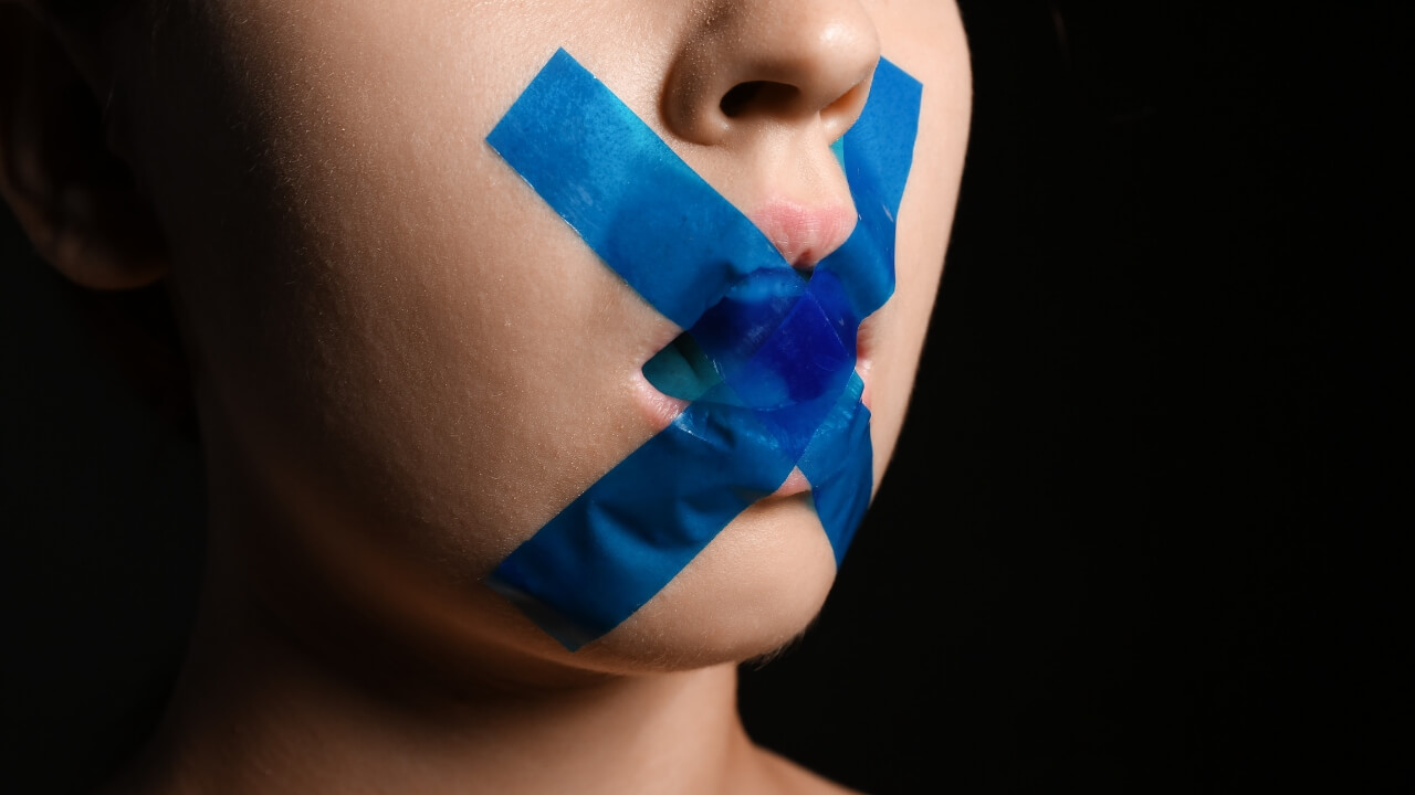 Ungheria, l'impatto della legge anti-LGBTI+ è devastante secondo il rapporto di Amnesty International
