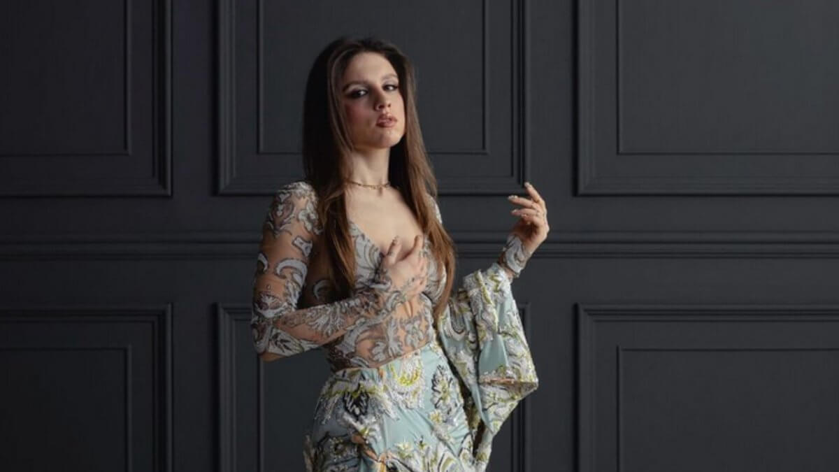 Angelina Mango porta “La noia” in Europa prima dell’Eurovision e sale sempre più in alto per i bookmakers