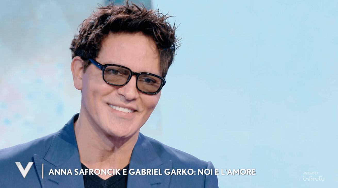 Gabriel Garko riceve un orrendo insulto omofobo: la sua risposta è perfetta - Gabriel Garko - Gay.it