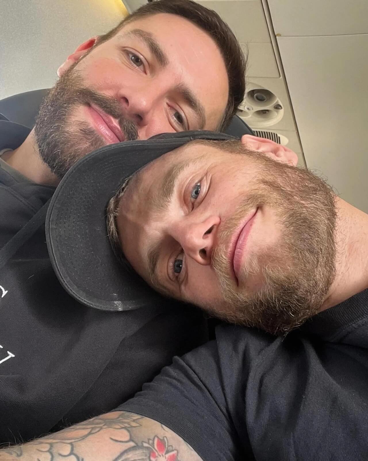 Gus Kenworthy ha ritrovato l'amore con Tyler Green. Le dolci foto social - Gus Kenworthy e Tyler Green 6 - Gay.it