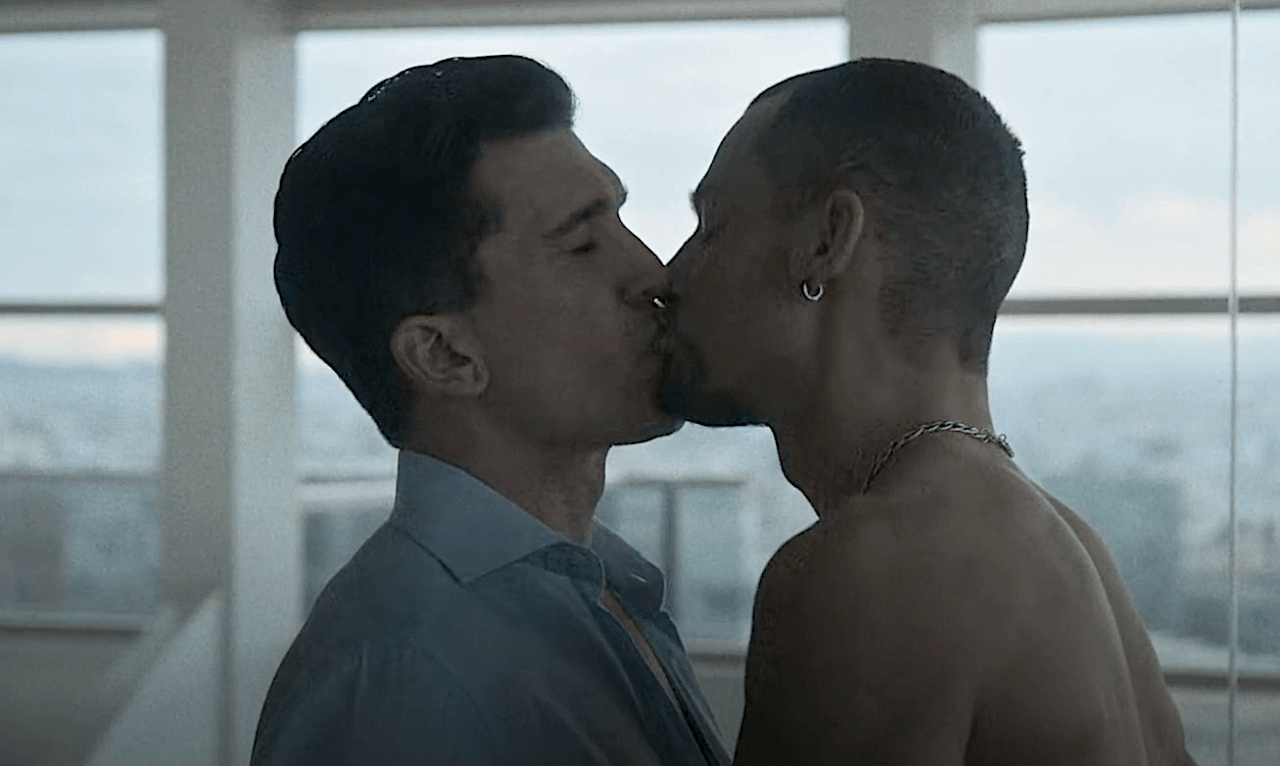 Iron Reign - Mano De Hierro, la nuova serie spagnola con Jaime Lorente di Elite e Joel Bosqued amanti (VIDEO) - Iron Reign Mano De Hierro 1 - Gay.it