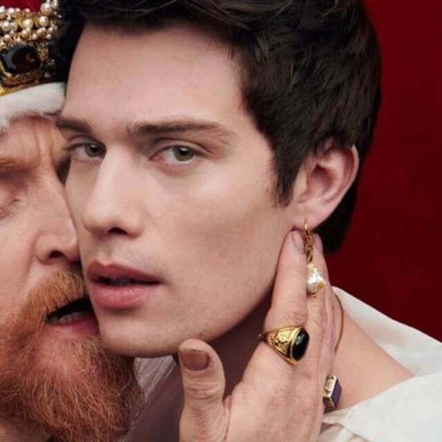 Re Giacomo I d’Inghilterra era davvero gay? La storia vera dietro la serie Mary & George