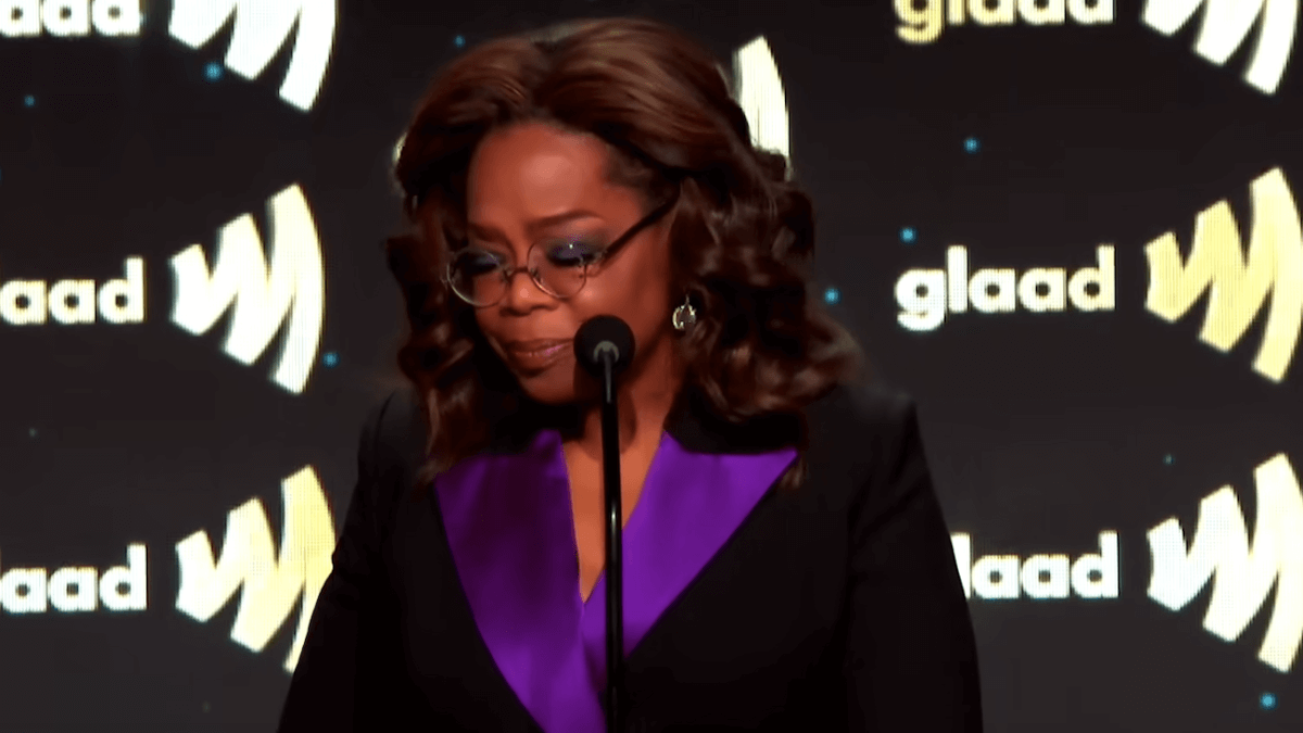 Oprah Winfrey si emoziona nel ricordare suo fratello morto di aids: “Interiorizzava la vergogna di essere gay” (VIDEO)