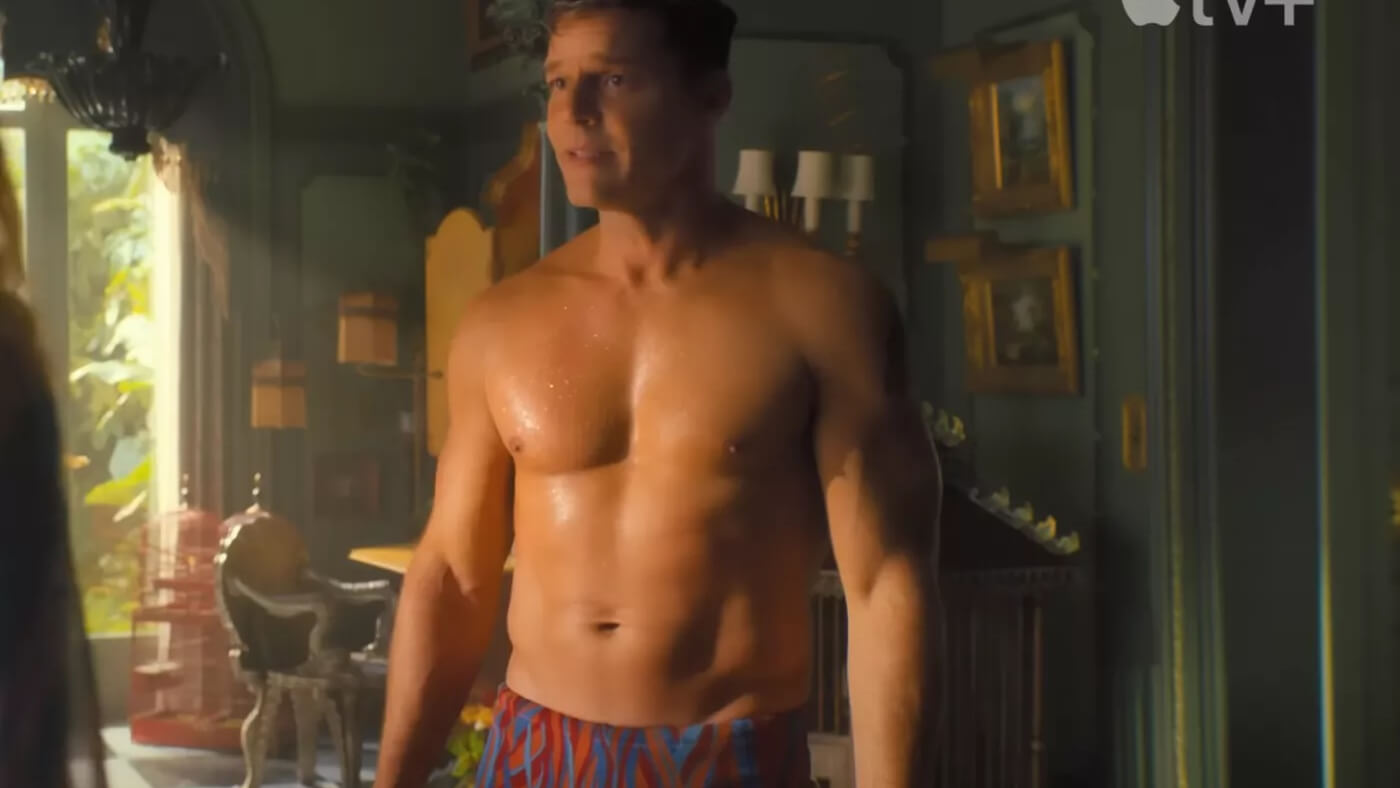 Palm Royale, Ricky Martin: “Sono quasi nudo nella serie, indosso ogni tipo di slip”