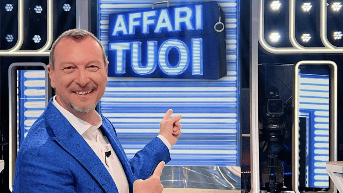 Amadeus in fuga dalla Rai perché stanco delle pressioni. Volevano imporgli Povia a Sanremo