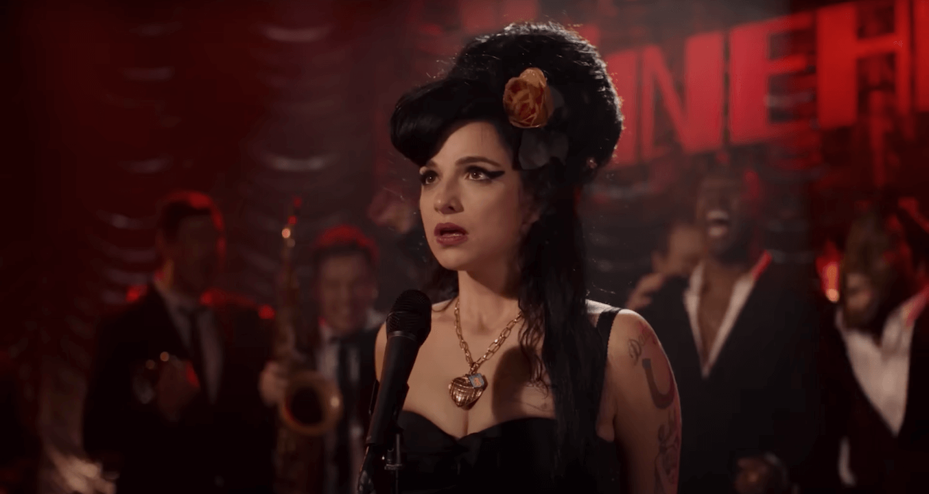 Back to Black, recensione del biopic su Amy Winehouse. Il ricordo di un’icona sconfitta dall’amore