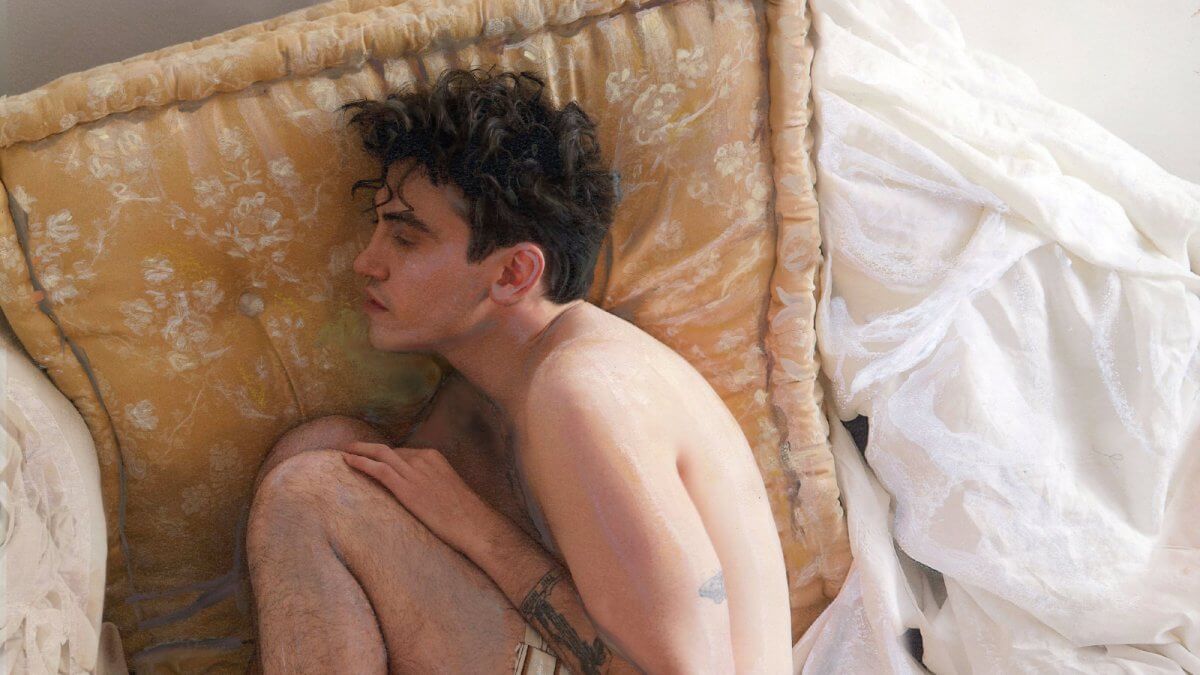 L’atlante di Michele Bravi, tra poesie e pornostar – l’intervista