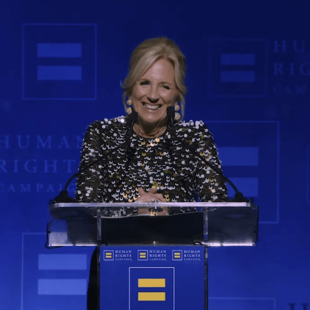 Jill Biden: "Donald Trump è pericoloso per la comunità LGBTQ+ e per gli Stati Uniti" - Jill Biden - Gay.it