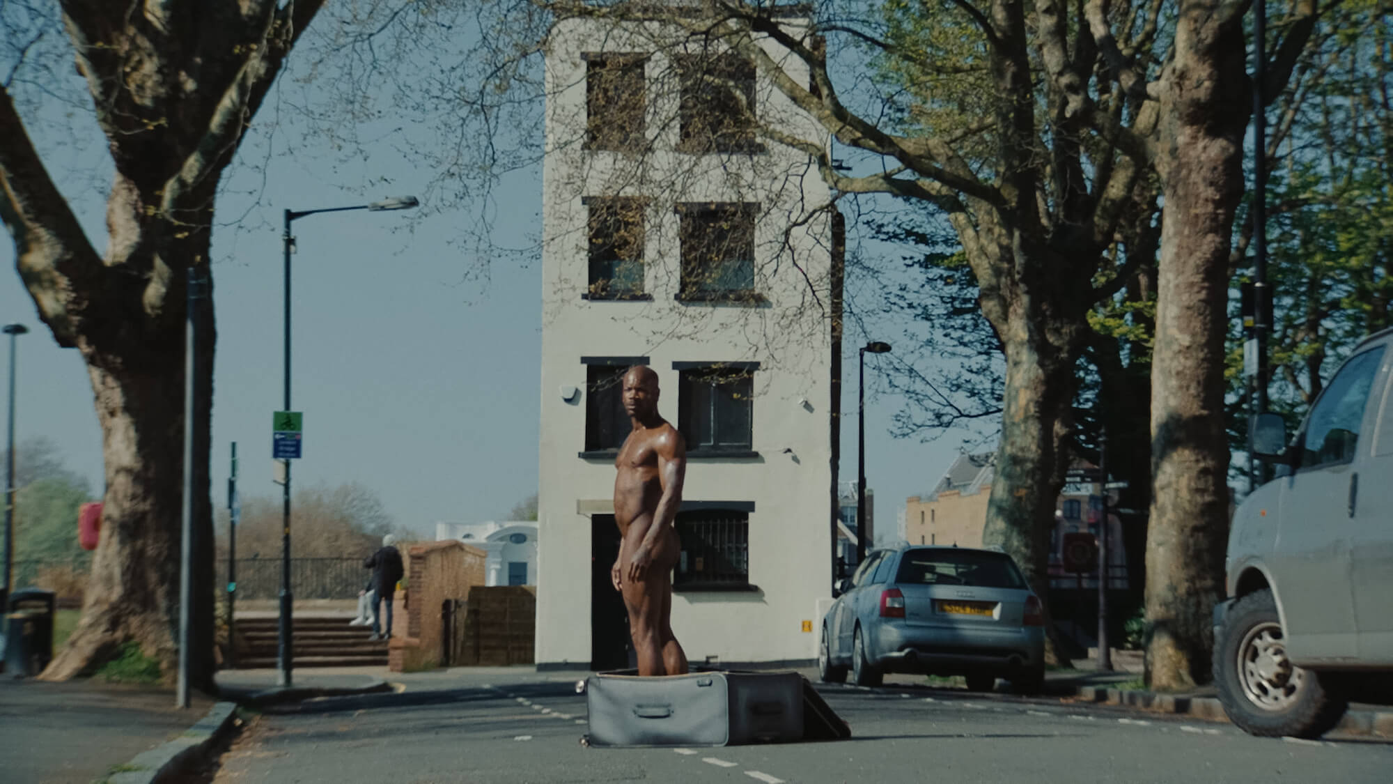 The Visitor, recensione. Il Teorema politico, depravato e sovversivo di Bruce LaBruce - OFF The Visitor 01 - Gay.it