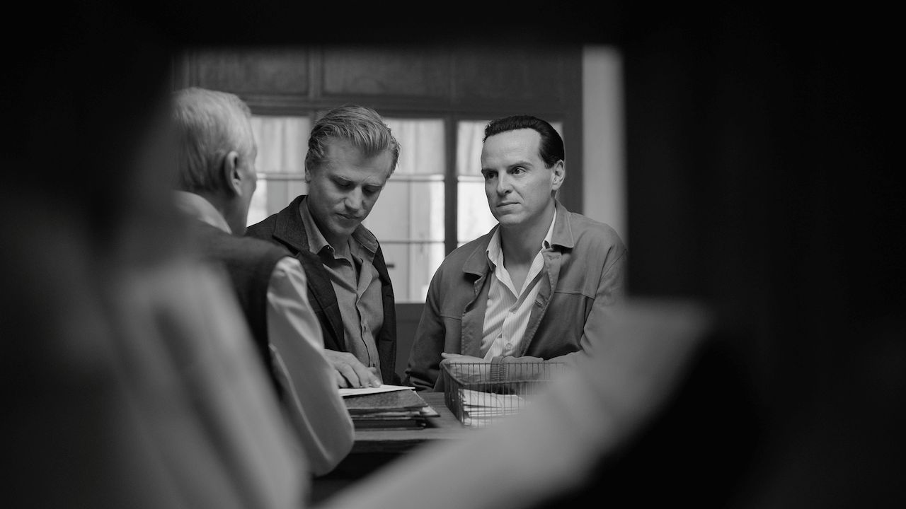 Ripley su Netflix, Andrew Scott e la queerness del suo magnetico e inquietante truffatore - Ripley n S1 E2 00 33 25 22 - Gay.it