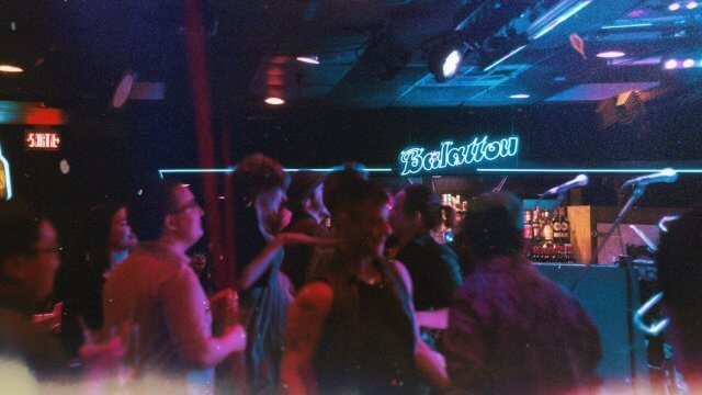 free willy, locali gay amsterdam