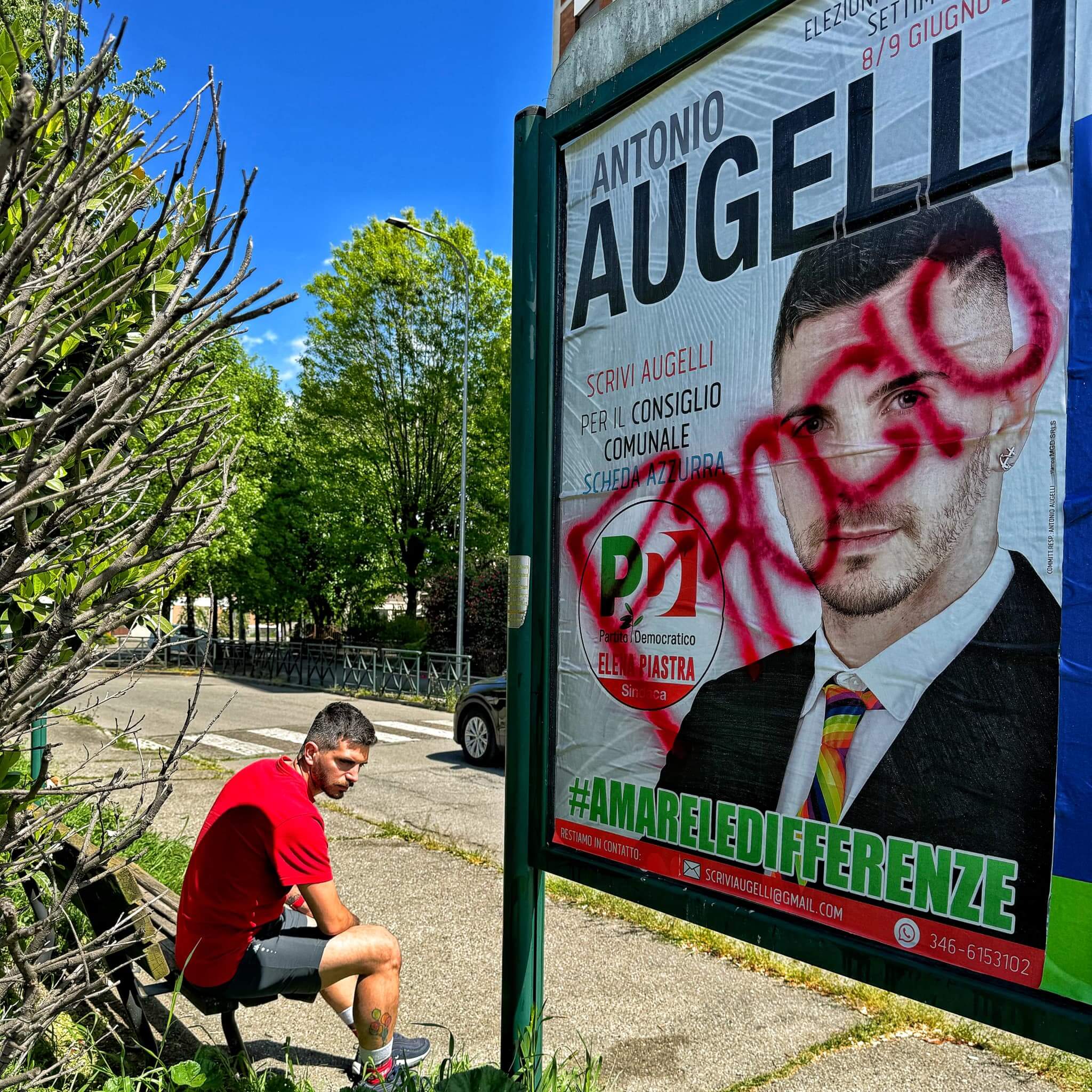 Settimo torinese, insulti omofobi sui manifesti del candidato Pd Antonio Augelli: "Fr*cio" - Antonio Augelli insulti omofobi - Gay.it
