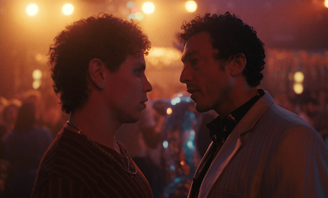 Eric, la miniserie crime con Benedict Cumberbatch nella New York queer degli anni '80 - Eric LimitedSeries Image142 - Gay.it