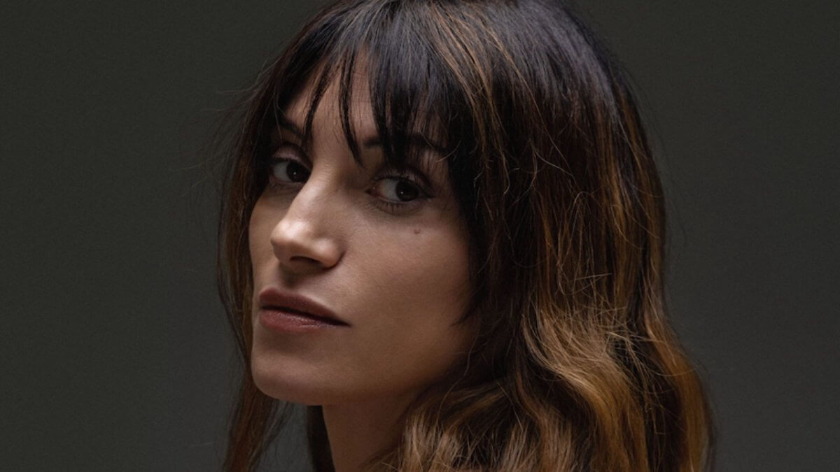 L’Aura, il ritorno con “Pastiglie” dopo una lunga pausa: “Siamo fragili e fallibili. Io l’ho capito e ho chiesto aiuto” – Intervista