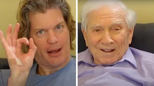 La storia d'amore tra Evan, 52 anni, e Bill, 98 anni: "Facciamo sesso almeno una volta al giorno" - La storia damore tra Evan 52 anni e Bill 98 anni - Gay.it