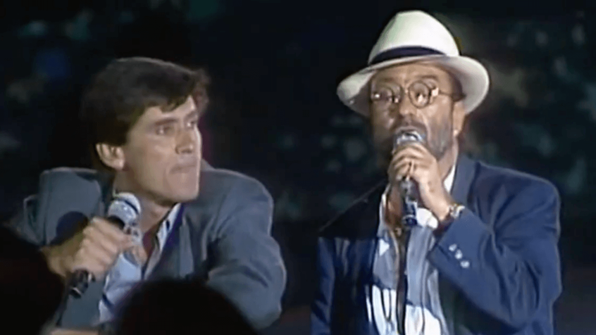 Gianni Morandi “Lucio Dalla era innamorato di me? Non la metterei così”