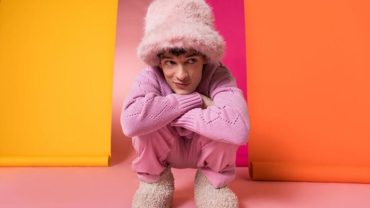 Nemo, chi è l’artista non binario che rappresenta la Svizzera all’Eurovision 2024?