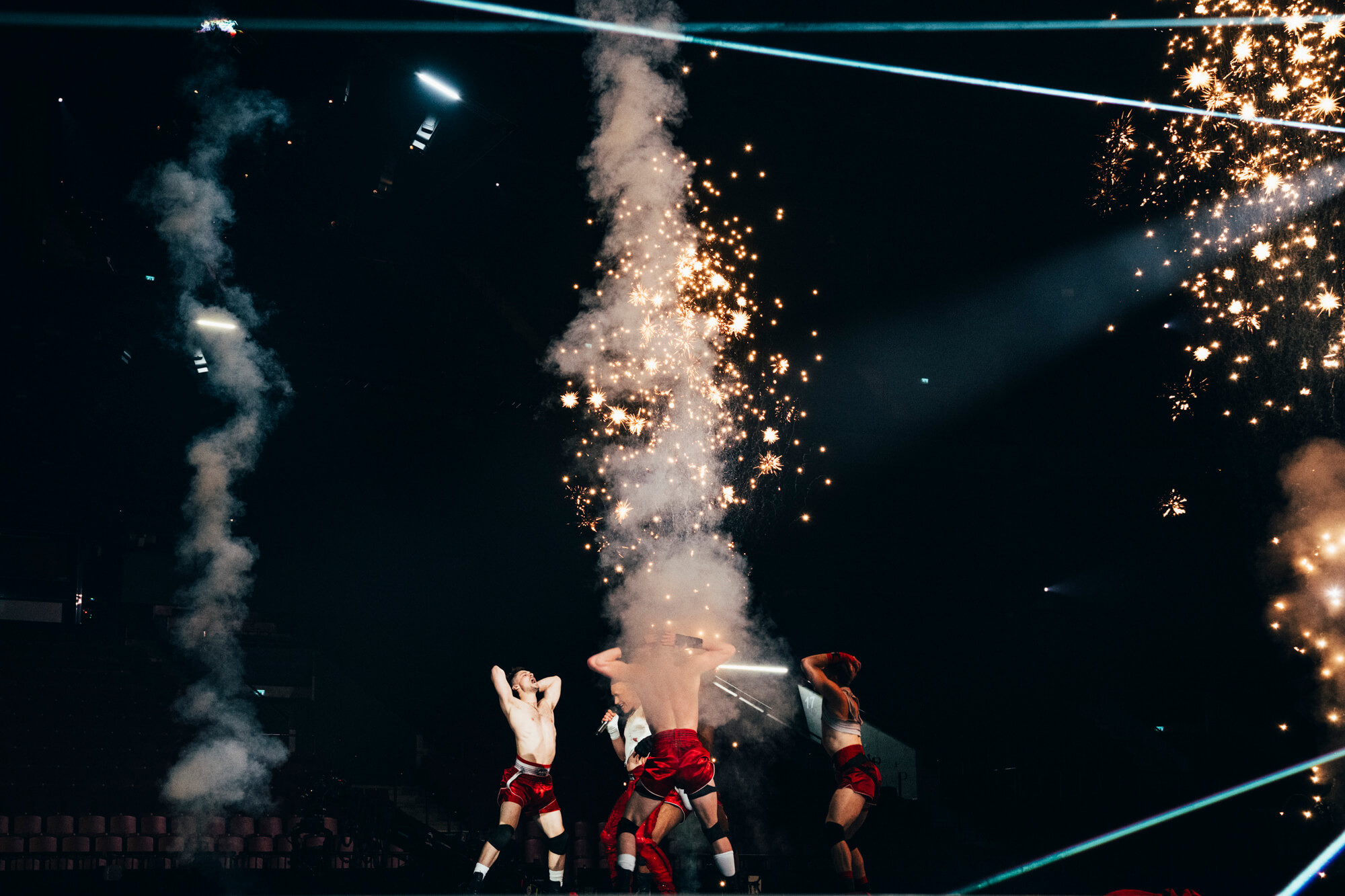 Eurovision 2024, Olly Alexander alle prove in una palestra post-apocalittica che trasuda omoerotismo con Dizzy (VIDEO e FOTO) - Gay.it