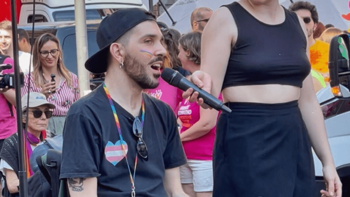 “Impareremo mai a parlare di disabilità?”: intervista con Simone Riflesso, tra autodeterminazione e orgoglio queer