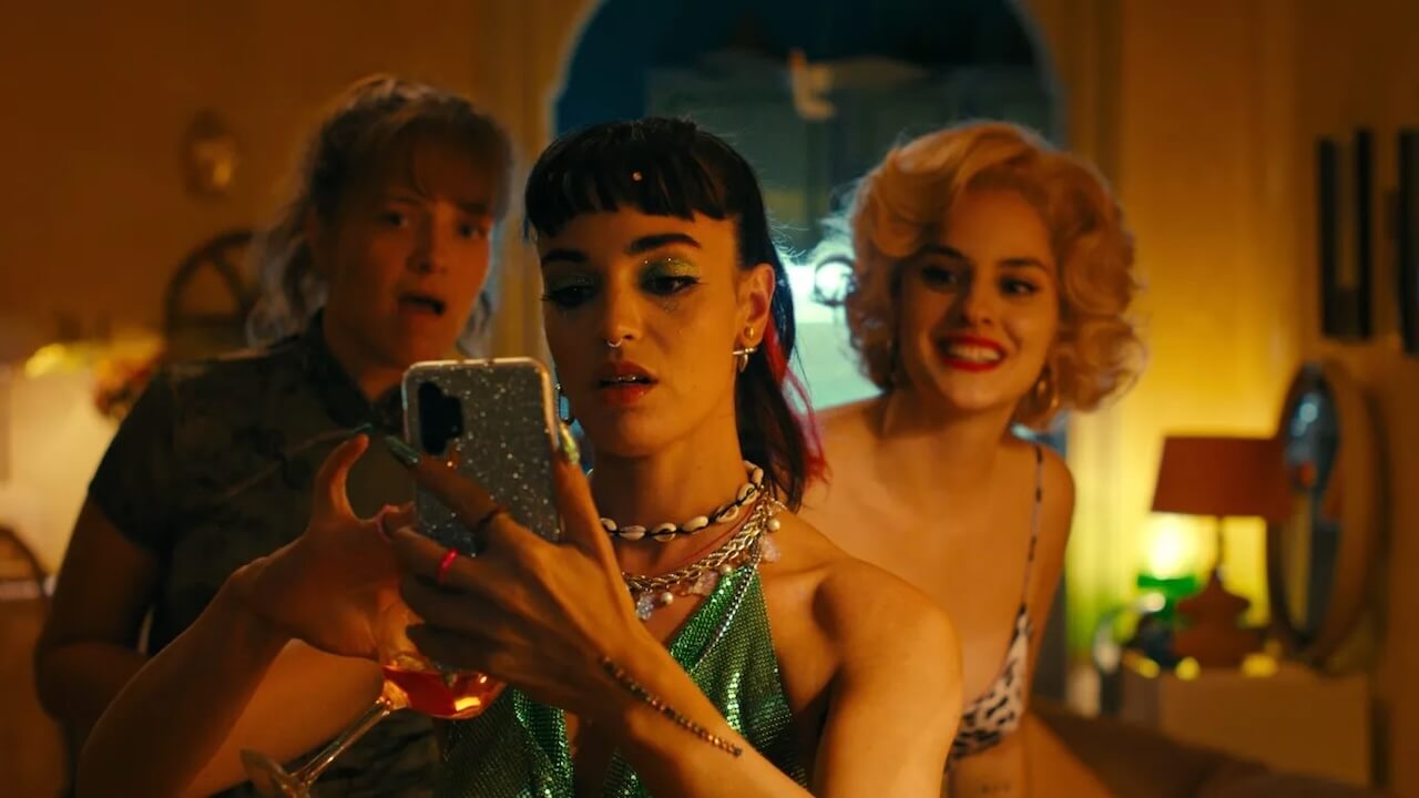 Cannes 2024, ecco i 17 film LGBTQIA+ in corsa per la Queer Palm - The Balconettes dir. Noemie Merlant - Gay.it