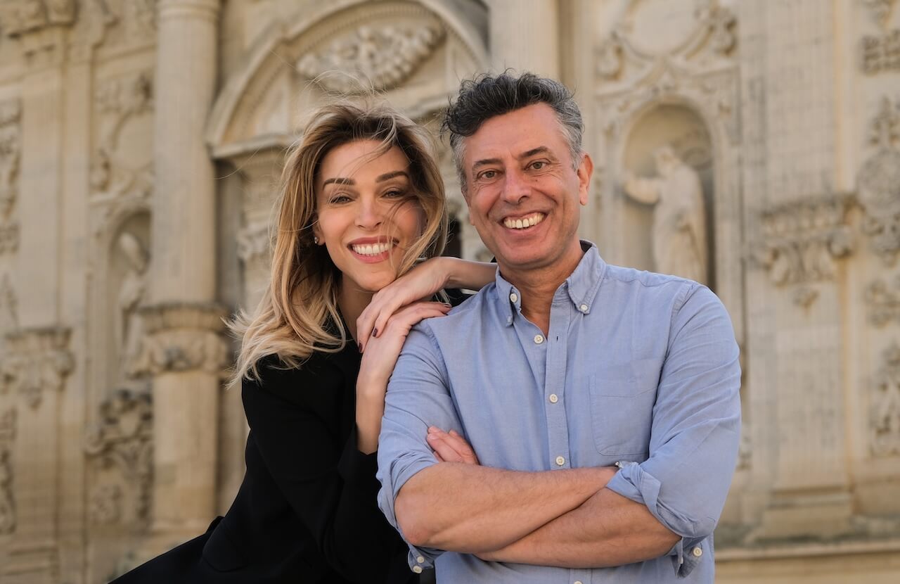 Vittoria Schisano: "Sposo Donato e sogno Sanremo. Se hanno fatto scendere le scale a Malgioglio..." - VITTORIASCHISANO IVANCOTRONEO - Gay.it