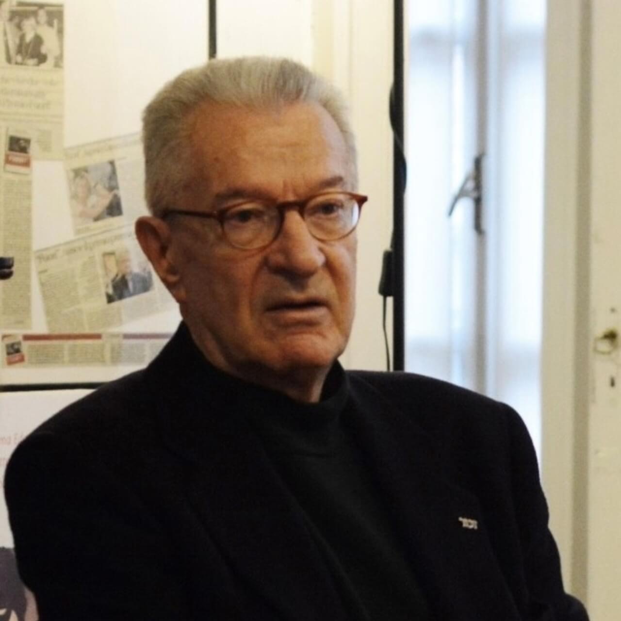 Angelo Pezzana