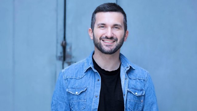 Dimitri Cocciuti: "Ci stanno cancellando, c'è un tema relativo ai contenuti LGBT+ sulla televisione italiana" - Dimitri Cocciuti - Gay.it