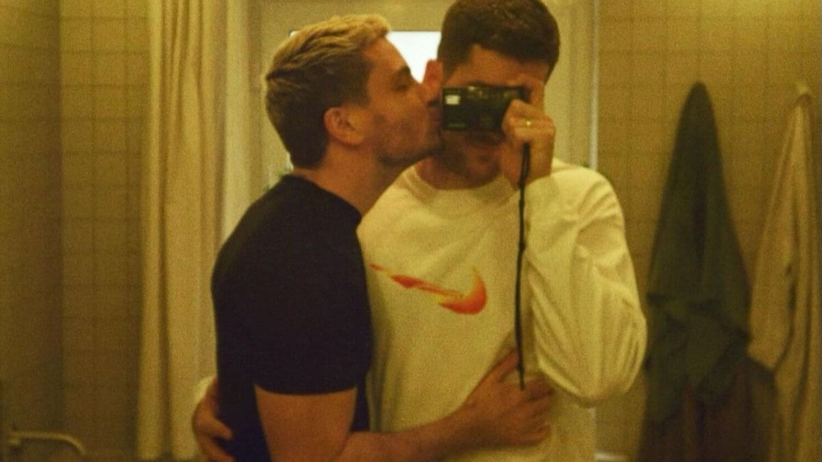 Jannik Schümann, chi è l’attore gay che interpreta “Franz” nella serie tv “Sissi”?