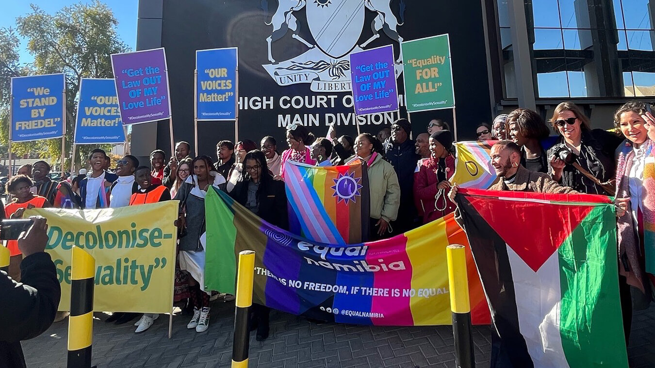 Namibia, sentenza storica depenalizza l’omosessualità, ma il governo potrebbe appellarsi alla Corte Suprema