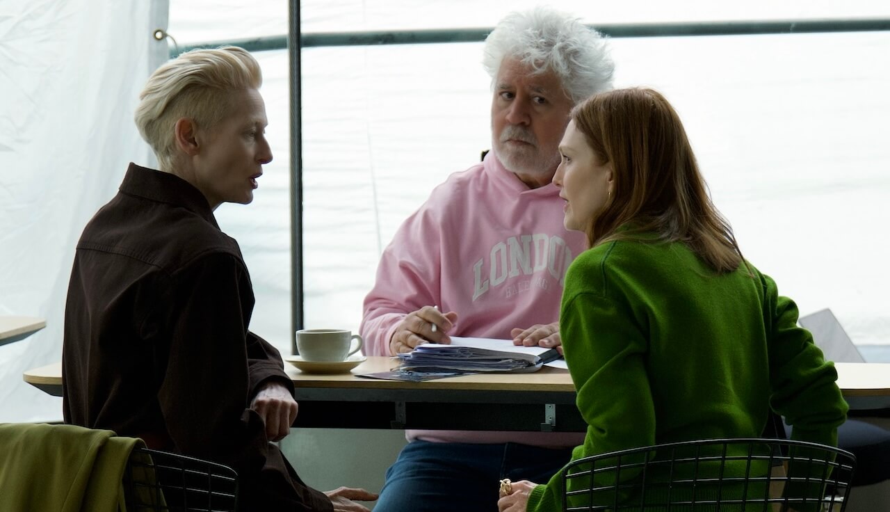 Venezia 81, tutti i film in programma. Ci sono Joker 2, Queer di Guadagnino, Almodovar e Maria di Larrain - The Room Next Door di Pedro Almodovar - Gay.it