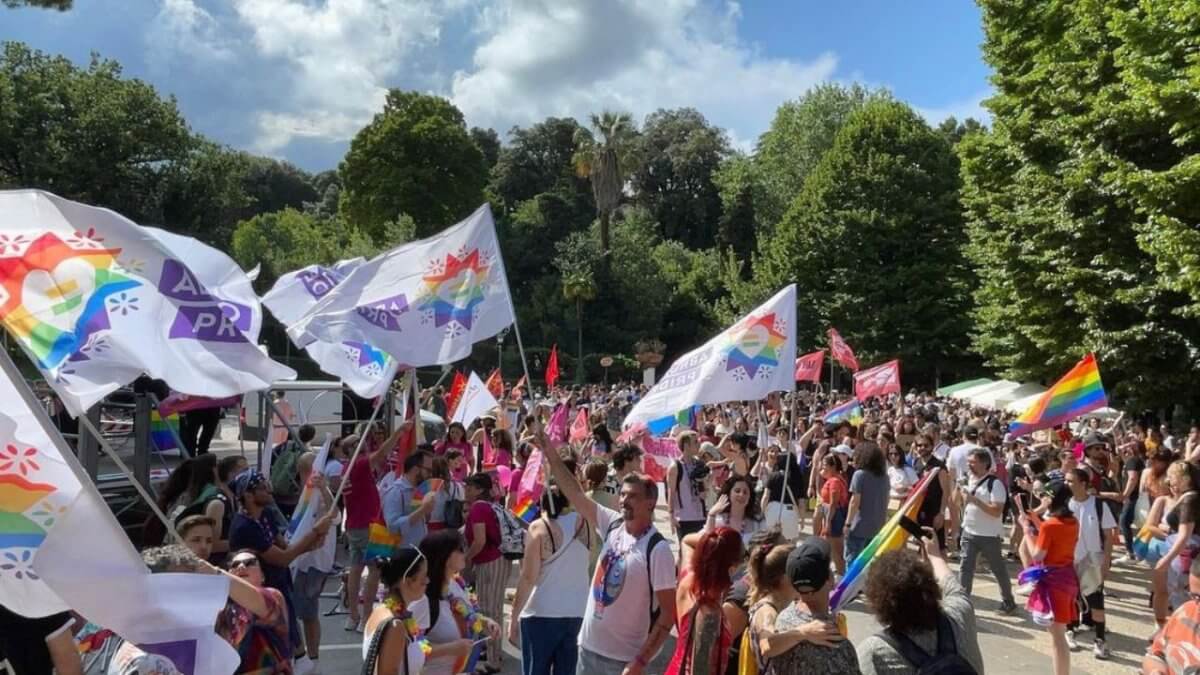 Lo strano caso dell’Abruzzo Pride: quella tassa imposta al comitato organizzatore, nonostante il patrocinio del Comune di Chieti