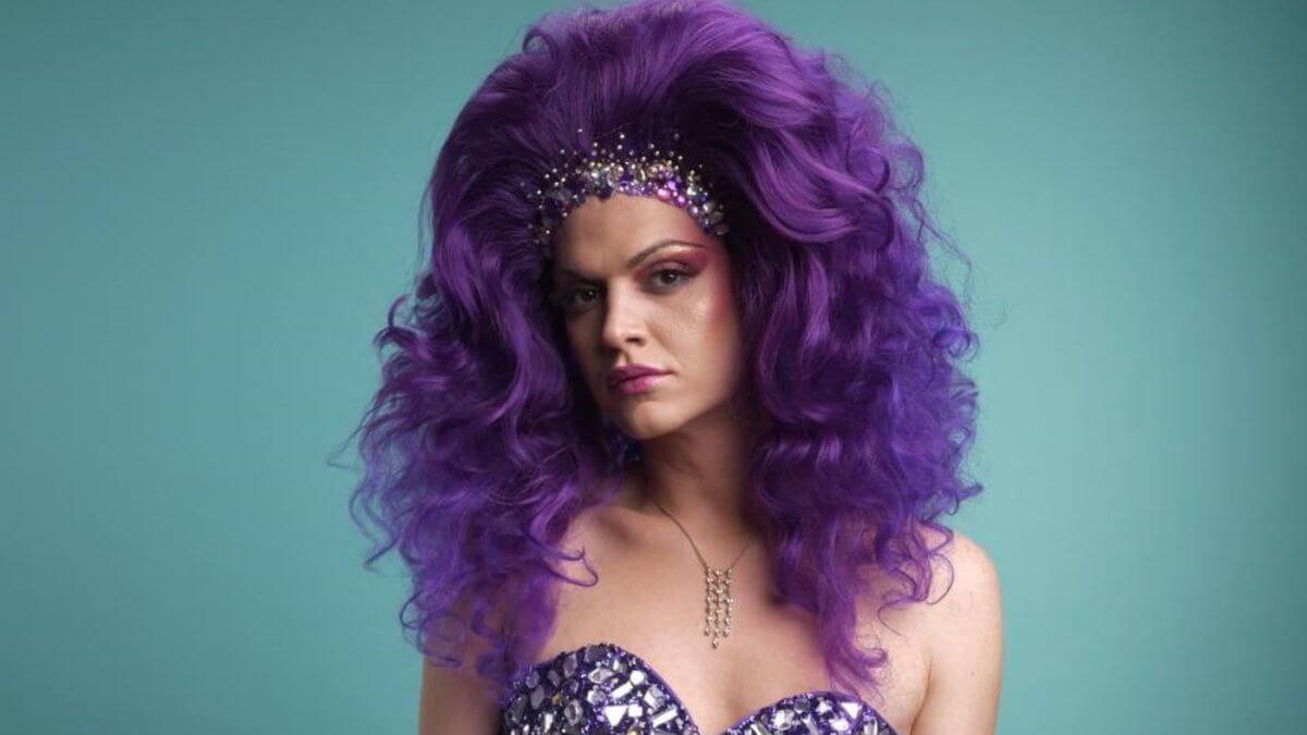 La Drag Queen Alexandra a Gay.it: “Voglio vivere una vita dove a casa ho solo giorni belli” – Intervista