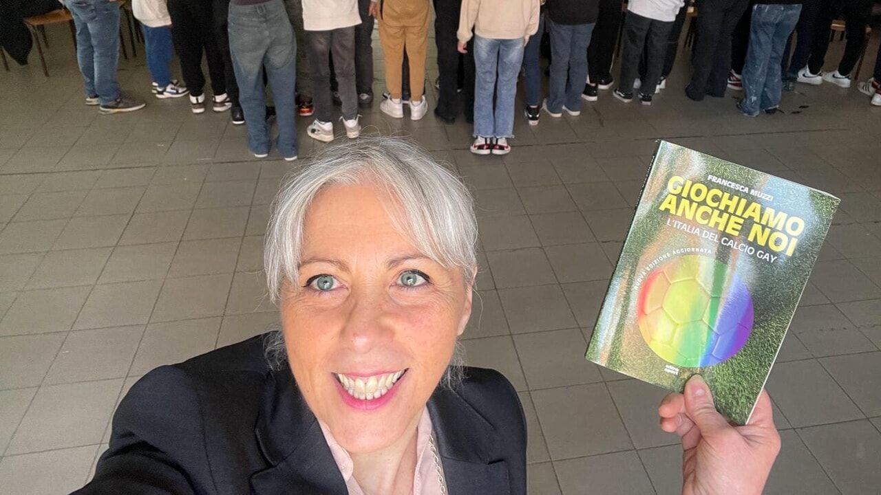 Cagliari calcio e i suoi tifosi premiati da Arcigay Sport: "Italia in Campo contro l'Omobitransfobia 2024" - sport comunita lgbt awards 5 - Gay.it