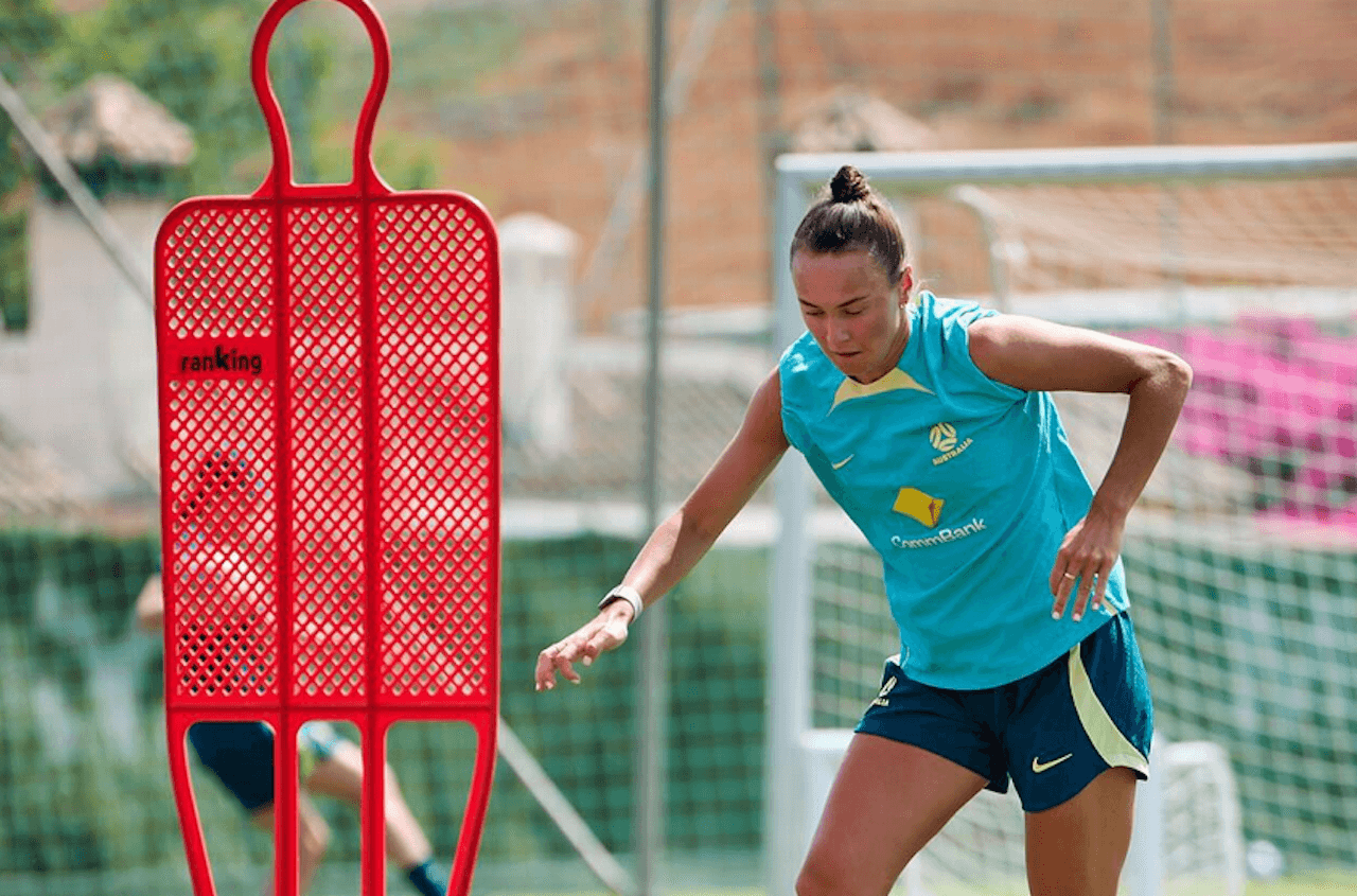 Parigi 2024, ecco gli atleti dichiaratamente LGBTQIA+ che si sono qualificati alle Olimpiadi - Caitlin Foord - Gay.it