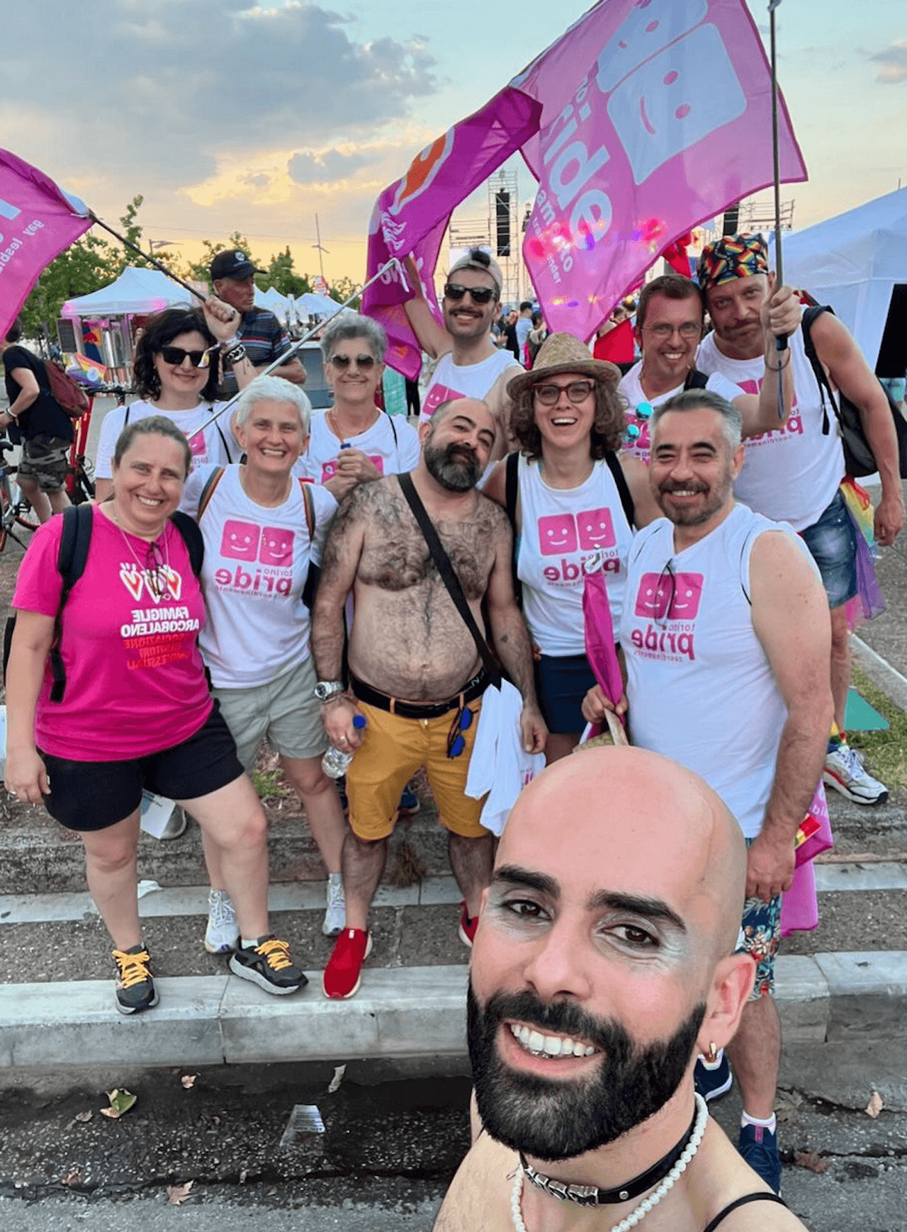 EuroPride 2024, migliaia di persone a Salonicco. Nel 2025 tuttə a Lisbona - EuroPride 2024 in migliaia a Salonicco - Gay.it