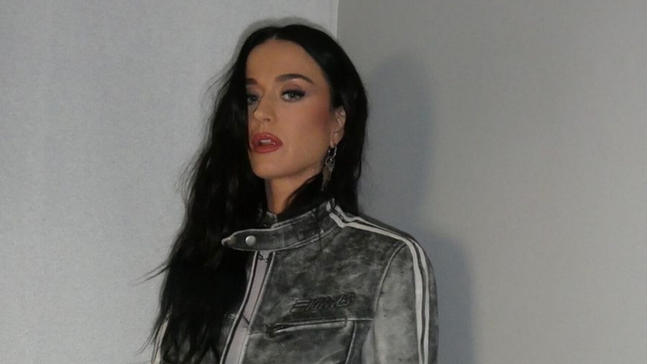 Katy Perry torna a lavorare con Dr. Luke per l’album “143” dopo le pesanti accuse di abusi. I fan: “Siamo delusi”