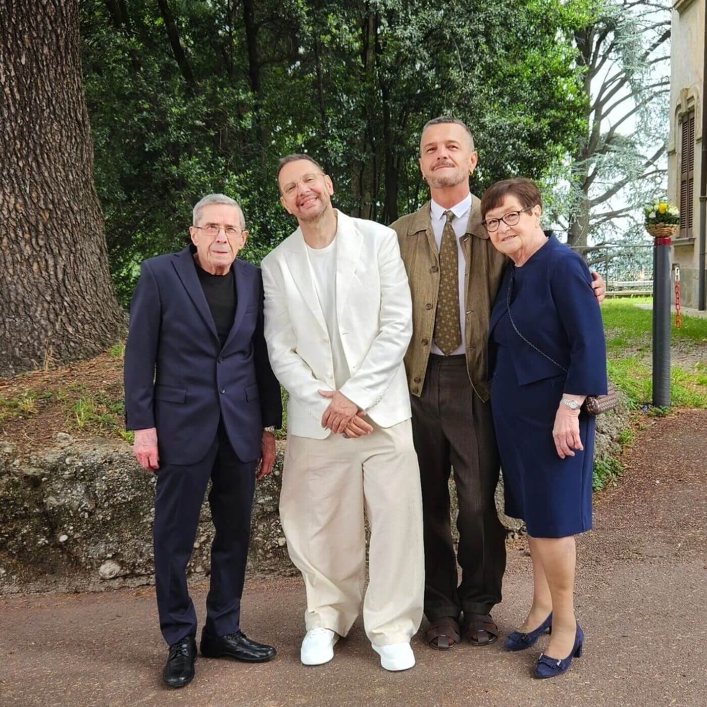 Danilo Bertazzi sposa il compagno Roberto
