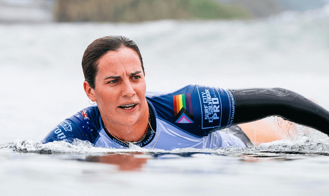 Parigi 2024, ecco gli atleti dichiaratamente LGBTQIA+ che si sono qualificati alle Olimpiadi - Tyler Wright Australia surf - Gay.it